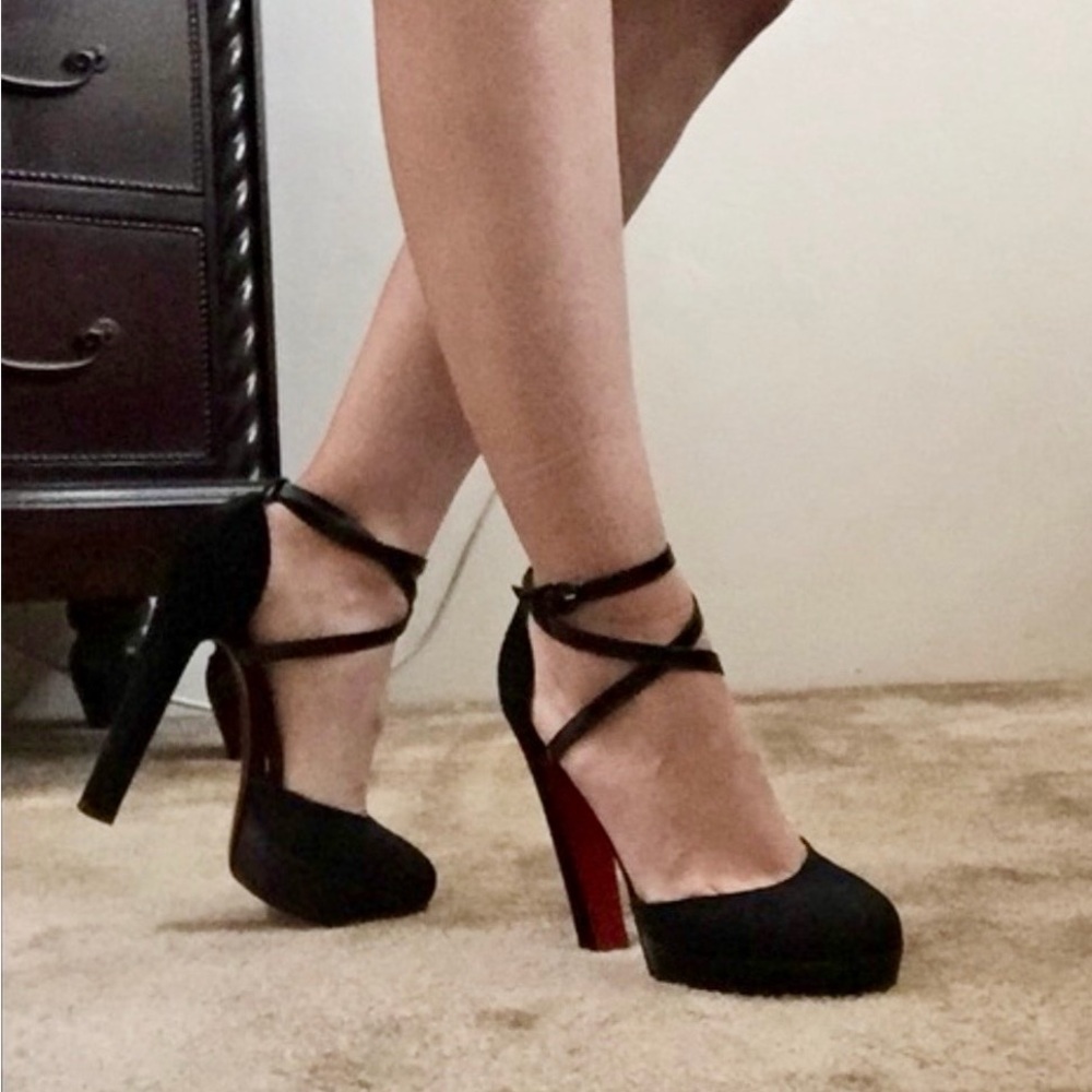 Christian Louboutin La Favorita Black Crisscross Ankle-Strap Platform Pump